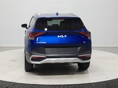 Used 2024 Kia Sportage EX AWD/4WD image 6