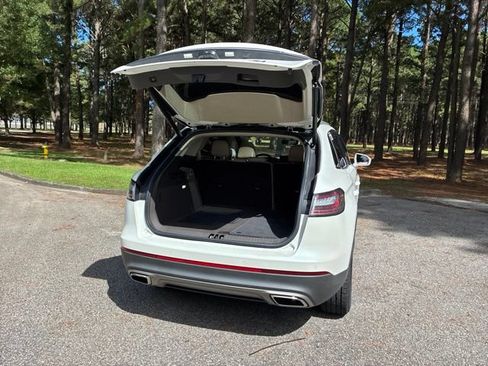 Certified 2022 Lincoln Nautilus Reserve FWD image 18