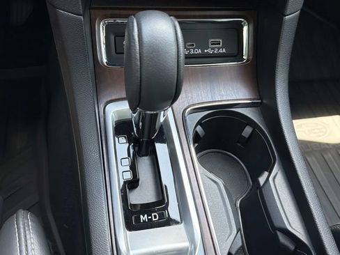 Used 2023 Subaru Ascent Touring AWD/4WD image 30