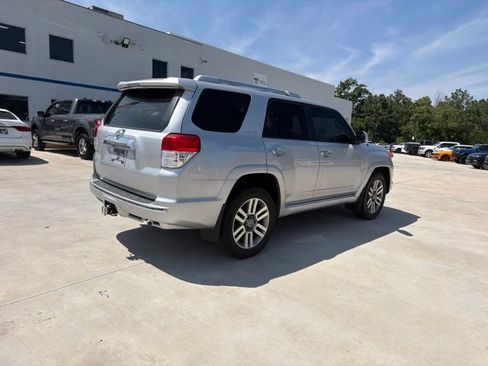 Used 2011 Toyota 4Runner Limited AWD/4WD image 17