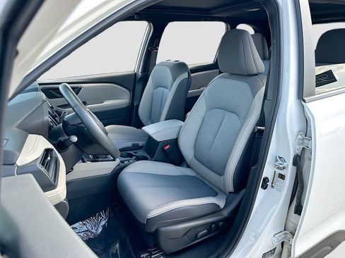 Certified 2025 Subaru Forester Premium AWD/4WD image 20