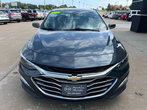 Used 2020 Chevrolet Malibu LS image 2