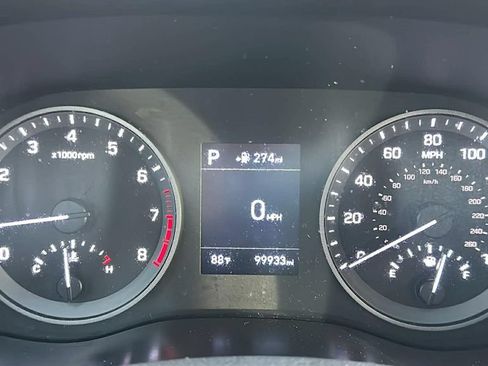 Used 2020 Hyundai Tucson SE FWD image 2