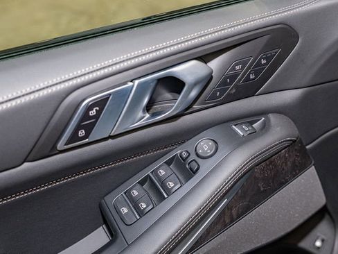 Used 2025 BMW X5 xDrive50e w/ Executive Package image 14