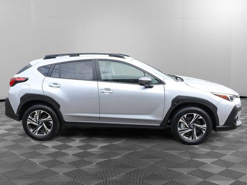 Used 2024 Subaru Crosstrek 2.0i Premium w/ Popular Package #3 AWD/4WD image 10
