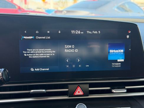 Used 2024 Hyundai Elantra Limited image 27