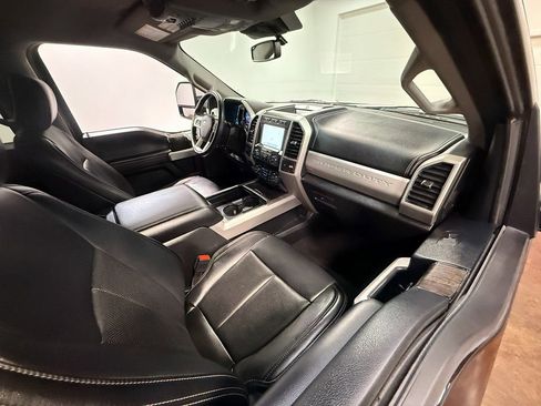 Used 2020 Ford F350 Lariat w/ Lariat Ultimate Package image 61