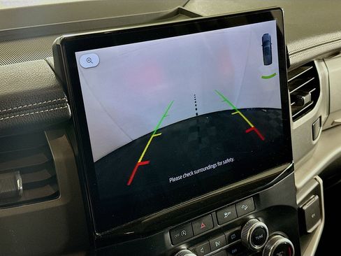 Used 2024 Ford Expedition Max XLT image 23