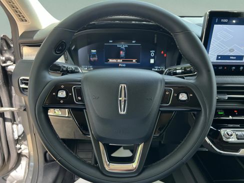 Certified 2023 Lincoln Corsair AWD image 10