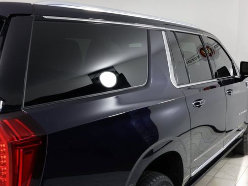 Used 2021 GMC Yukon XL Denali w/ Denali Premium Package image 48