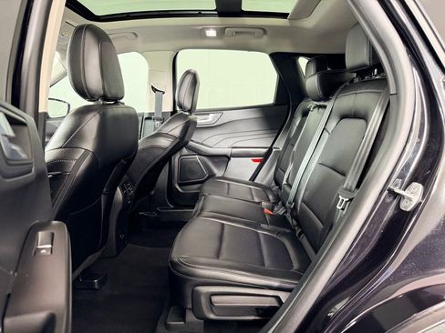 Used 2022 Ford Escape SEL image 28