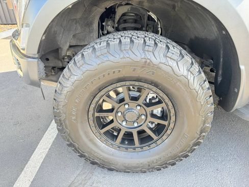 Used 2021 Ford F150 Raptor w/ Equipment Group 801A High AWD/4WD image 9