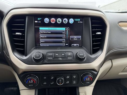 Used 2019 GMC Acadia Denali w/ Technology Package AWD/4WD image 27