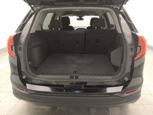 Used 2020 GMC Terrain SLE w/ Driver Convenience Package FWD image 29
