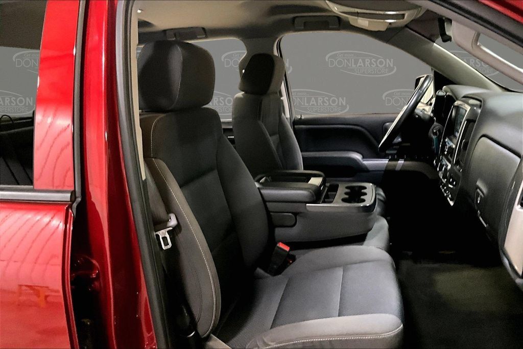 Used 2018 Chevrolet Silverado 1500 LT w/ All Star Edition AWD/4WD image 19
