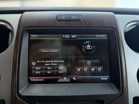 Used 2014 Ford F150 Lariat w/ Lariat Chrome Package AWD/4WD image 13