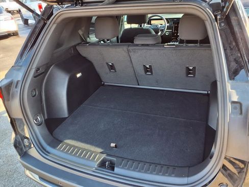 Used 2025 GMC Terrain Elevation w/ Technology Package II image 29