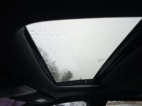 Used 2024 Honda Odyssey Sport image 15