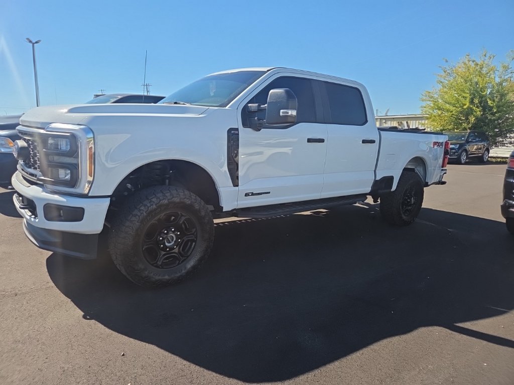 Used 2024 Ford F250 XL w/ STX Appearance Package AWD/4WD image 5