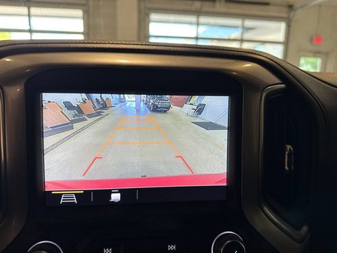 Used 2019 Chevrolet Silverado 1500 LT Trail Boss AWD/4WD image 35