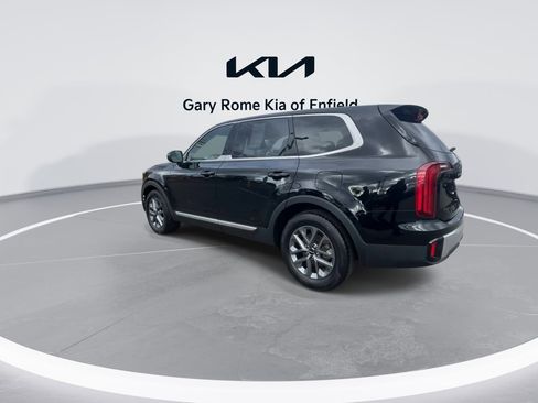 Used 2023 Kia Telluride LX image 6