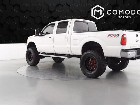 Used 2015 Ford F250 Lariat w/ Chrome Package image 5