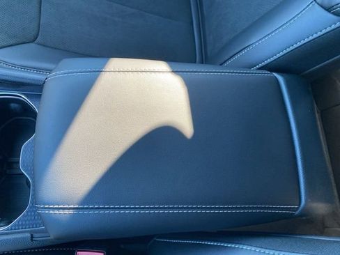 New 2025 Jeep Grand Cherokee Altitude image 30