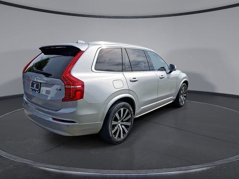 Used 2023 Volvo XC90 B5 Core w/ Protection Package Premier AWD/4WD image 8