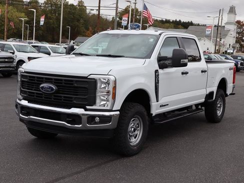 New 2026 Ford F250 XL w/ XL Off-Road Package image 13