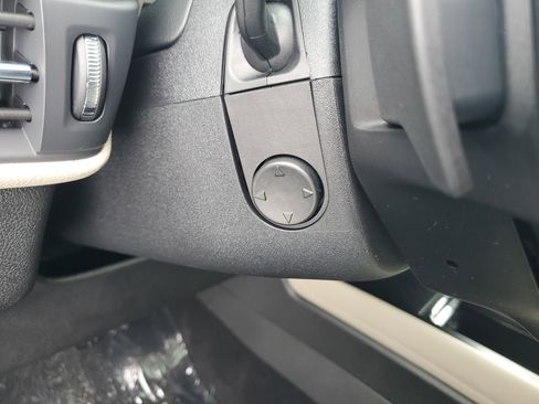 New 2026 Lincoln Corsair Premiere image 15