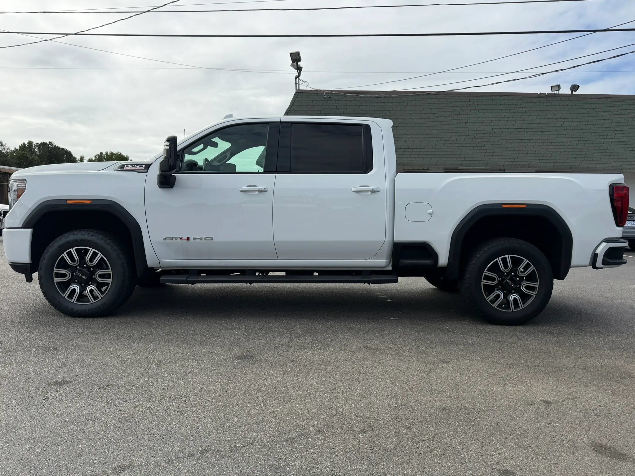 Used 2022 GMC Sierra 2500 AT4 w/ Gooseneck/5TH Wheel Package AWD/4WD image 8