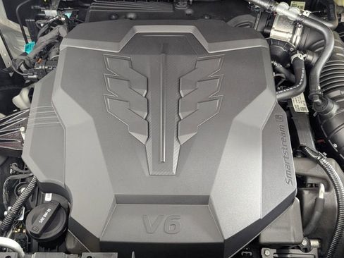 New 2026 Kia Carnival LX FWD image 10