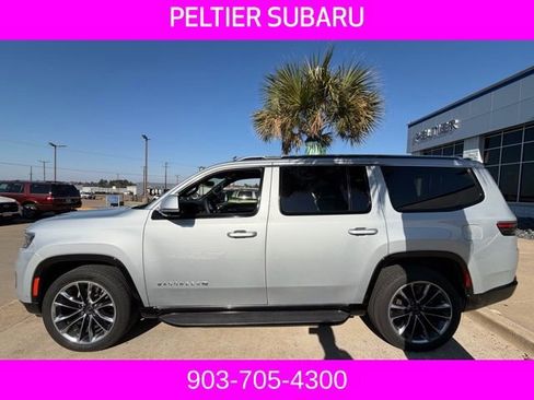 Used 2022 Jeep Wagoneer Series II w/ Convenience Group I image 6