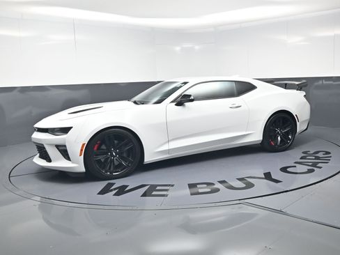 Used 2018 Chevrolet Camaro SS w/ Redline Edition RWD image 6