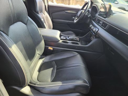 Used 2023 Honda Pilot Elite image 21