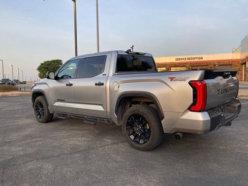 Used 2022 Toyota Tundra SR5 image 7