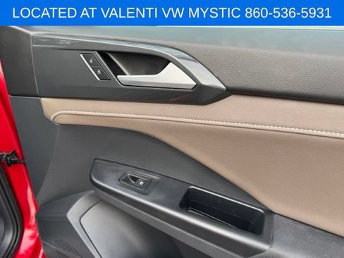 Certified 2023 Volkswagen Taos SEL AWD/4WD image 30