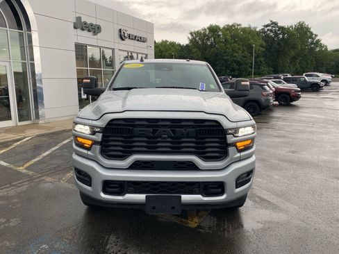 Used 2026 RAM 2500 Big Horn AWD/4WD image 8