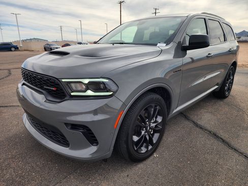 Used 2025 Dodge Durango R/T w/ Blacktop Package AWD/4WD image 3
