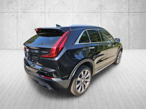 Used 2023 Cadillac XT4 Premium Luxury AWD/4WD image 10