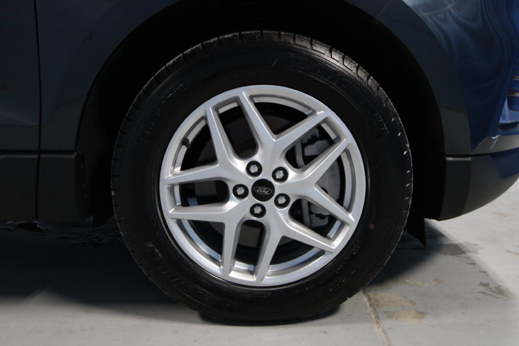 Used 2024 Ford Edge SEL w/ Convenience Package AWD/4WD image 37