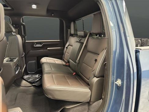 Used 2025 GMC Sierra 3500 Denali w/ Denali Reserve Package image 32