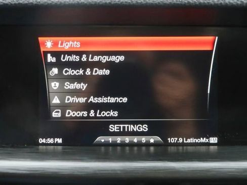 Used 2019 Alfa Romeo Stelvio image 24