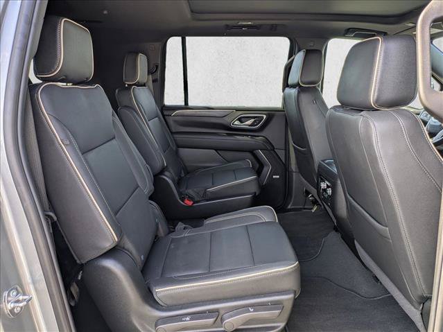 Used 2024 GMC Yukon XL SLT w/ SLT Premium Package AWD/4WD image 22