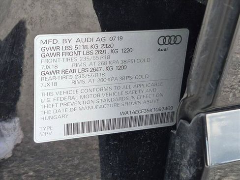 Used 2019 Audi Q3 2.0T Premium w/ Convenience Package AWD/4WD image 22