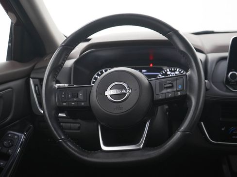 Used 2023 Nissan Rogue SV w/ SV Premium B Package AWD/4WD image 17