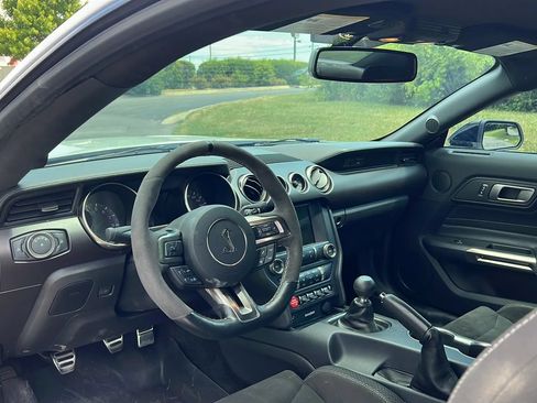 Used 2017 Ford Mustang Shelby GT350 w/ Electronics Package RWD image 12