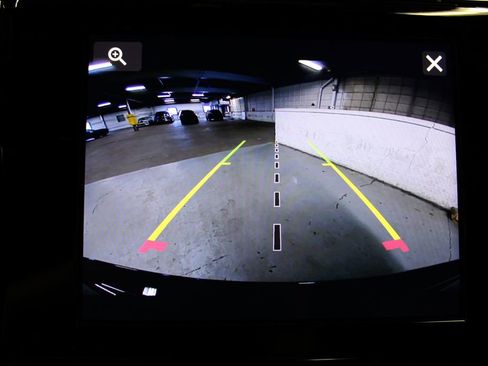 New 2025 Jeep Grand Cherokee Altitude image 18