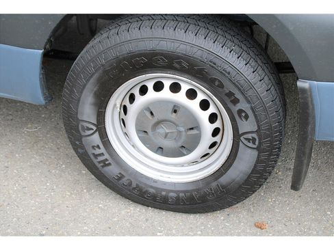 Used 2019 Mercedes-Benz Sprinter 170 image 8