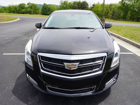 Used 2016 Cadillac XTS Luxury FWD image 2